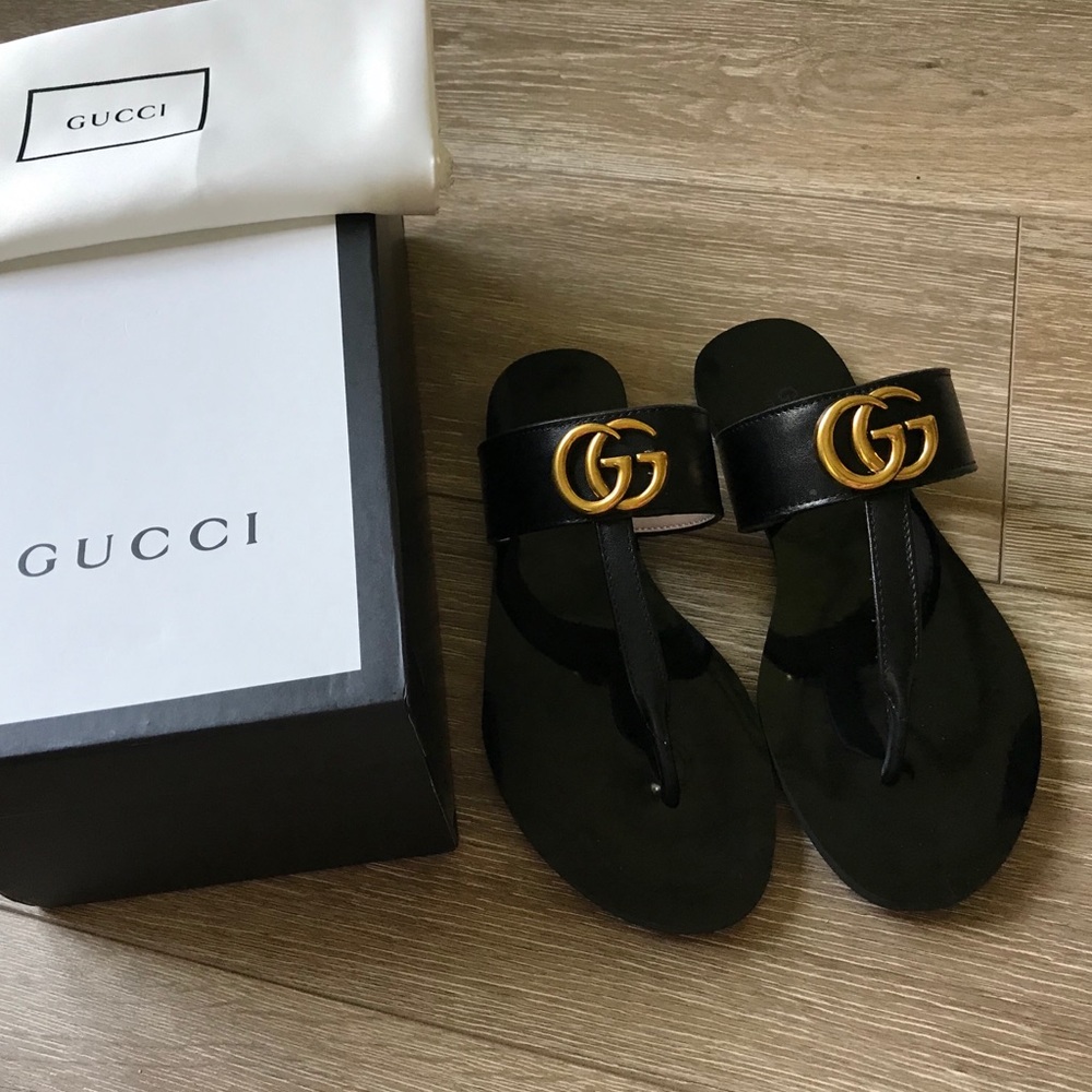 Gucci Leather Thong Sandal with Double G